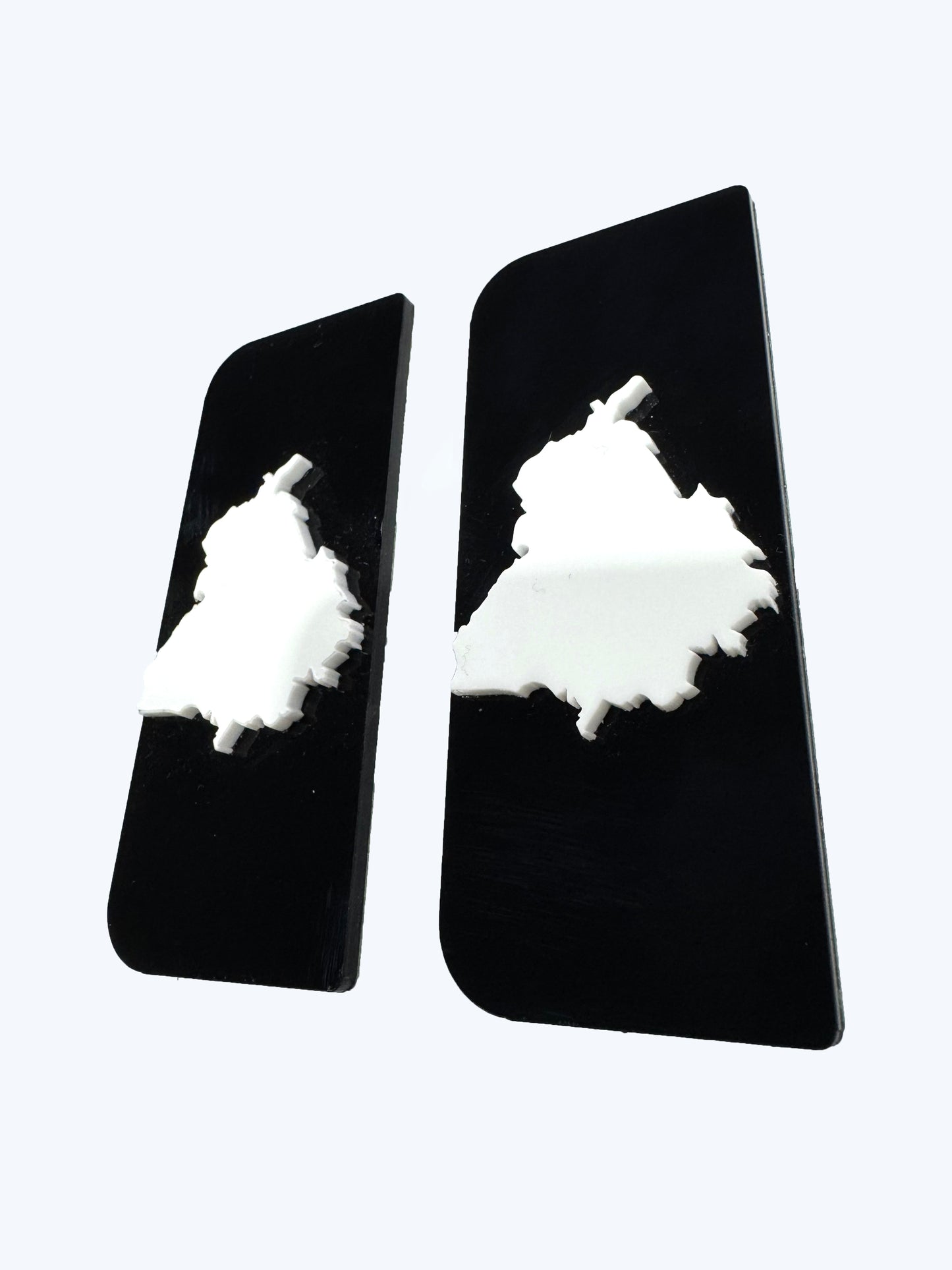 2x Punjab 4D Black White Symbol Badges/Decals 111x45mm